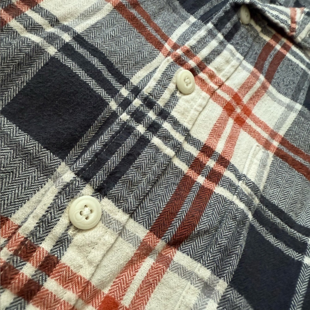 Uniqlo Men's Plaid Flannel Shirt in Navy & Orange Size Small - Picture 6 of 9